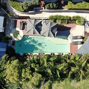 Appart hôtel The Byron Beachcomber